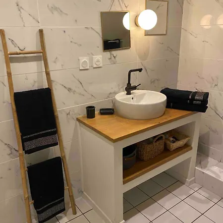 Mini Loft De Charme Au Coeur De La شقة *